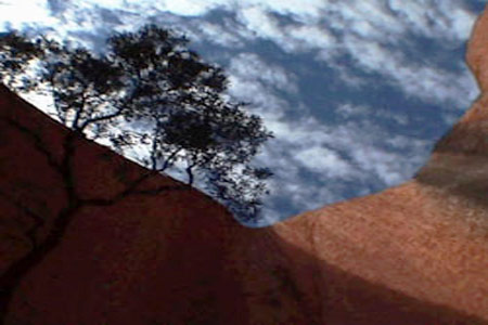 australia-rock sky
